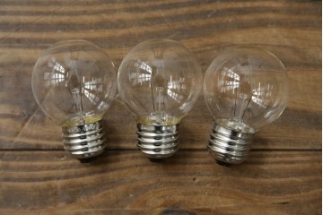 中古　ティファニースタイル　ブロンズフレーム　銅製　3灯　繊細で色鮮やかなステンドグラスのテーブルライト　定価約38万円　(R-080337)