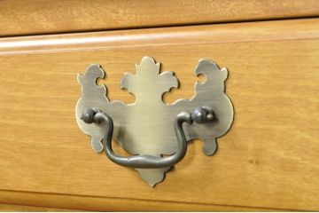 中古　横浜クラシック家具　ダニエル(Daniel)　アーリーアメリカン　A-304P　気品漂うライティングビューロー(簿記机、ワークデスク、在宅用、在宅ワーク用、サイドチェスト、引き出し)(定価約53万4千円)(R-080343)