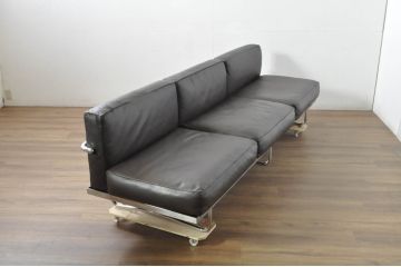 中古　超美品　Cassina(カッシーナ)　Le Corbusier(ル・コルビュジエ)　LC5　シンプルモダンなデザインが素敵な3人掛けソファ(3Pソファ、三人掛け)(定価約262万円)(R-080348)