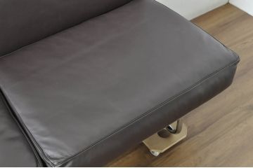 中古　超美品　Cassina(カッシーナ)　Le Corbusier(ル・コルビュジエ)　LC5　シンプルモダンなデザインが素敵な3人掛けソファ(3Pソファ、三人掛け)(定価約262万円)(R-080348)
