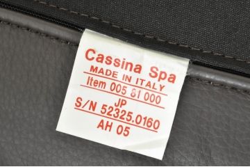 中古　超美品　Cassina(カッシーナ)　Le Corbusier(ル・コルビュジエ)　LC5　シンプルモダンなデザインが素敵な3人掛けソファ(3Pソファ、三人掛け)(定価約262万円)(R-080348)