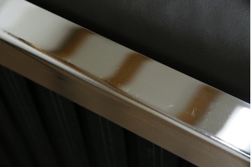 中古　超美品　Cassina(カッシーナ)　Le Corbusier(ル・コルビュジエ)　LC5　シンプルモダンなデザインが素敵な3人掛けソファ　定価約262万円相当　(R-080348)