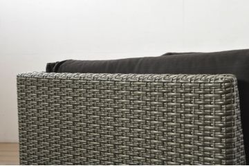 中古　美品　ドイツ　アウトドアリビングブランド　DEDON(デドン)　ムウソファ4　MU 4-Seater　洗練されたデザインでくつろぎ時間にぴったりな3人掛けソファ(三人掛け、3P)(定価約86万円)(R-080349)