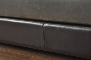 中古　美品　Cassina(カッシーナ)　 Cassina ixc.(イクスシー) 　CATHERINE MEMMI(カトリーヌメミ)　シンプルモダンなデザインが素敵な3人掛けソファ(三人掛け、3Pソファ、アームソファ、レザー)(定価約80万円)(R-080350)