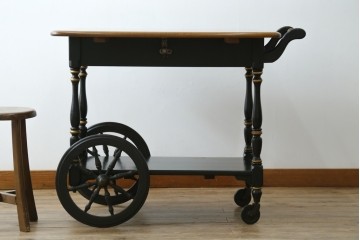 アメリカヴィンテージ　希少な廃版品　アメリカ高級家具　Ethan Allen(イーセン・アーレン)　花のデザインが魅力のバタフライサービスワゴン　(R-080353)