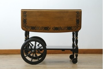 アメリカヴィンテージ　希少な廃版品　アメリカ高級家具　Ethan Allen(イーセン・アーレン)　花のデザインが魅力のバタフライサービスワゴン　(R-080353)