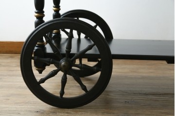 アメリカヴィンテージ　希少な廃版品　アメリカ高級家具　Ethan Allen(イーセン・アーレン)　花のデザインが魅力のバタフライサービスワゴン　(R-080353)