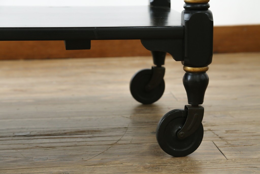 アメリカヴィンテージ　希少な廃版品　アメリカ高級家具　Ethan Allen(イーセン・アーレン)　花のデザインが魅力のバタフライサービスワゴン　(R-080353)