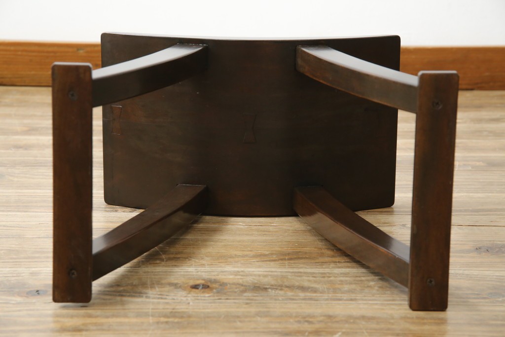 和製アンティーク　吉田璋也(よしだしょうや)　個性的なデザインが目を惹くスツール(椅子、イス、ディスプレイ)(R-080355)