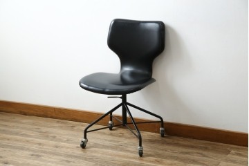 和製ビンテージ　美品　天童木工　メンズライクなインテリアにおすすめのデスクチェア　(R-080356)