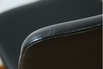 和製ビンテージ　美品　天童木工　メンズライクなインテリアにおすすめのデスクチェア　(R-080356)