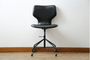 和製ビンテージ　美品　天童木工　メンズライクなインテリアにおすすめのデスクチェア　(R-080356)