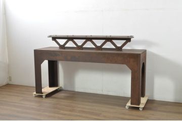 中古　特注 オーダー品　重量約250kg　無骨なデザインが格好いいアンティーク調のアイアン飾り棚(陳列棚、展示台、展示棚、ディスプレイ台、店舗什器)(製作費約150万円)(R-080358)