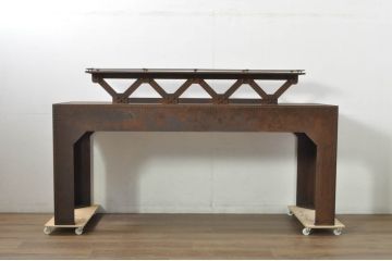 中古　特注 オーダー品　重量約250kg　無骨なデザインが格好いいアンティーク調のアイアン飾り棚(陳列棚、展示台、展示棚、ディスプレイ台、店舗什器)(製作費約150万円)(R-080358)