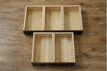 中古　美品!!　民芸箪笥　和を感じる渋い佇まいが魅力的なローボード　(R-080360)