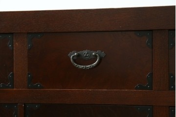 中古　美品!!　民芸箪笥　和を感じる渋い佇まいが魅力的なローボード　(R-080360)