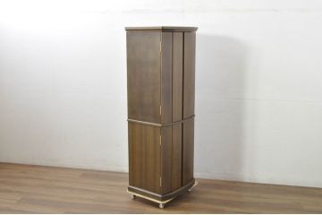 中古　未使用展示品　タモ材　落ち着いた色味とシンプルなデザインがお部屋に馴染みやすいモダン仏壇(床置き仏壇、家具調仏壇、祭壇、戸棚、収納棚)(定価約45万円)(R-080362)
