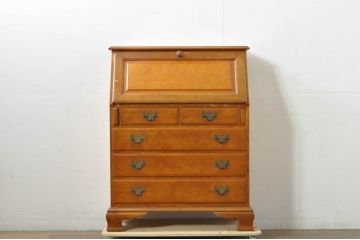 中古　横浜クラシック家具　ダニエル(Daniel)　アーリーアメリカン　A-304P　気品漂うライティングビューロー(簿記机、ワークデスク、在宅用、在宅ワーク用、サイドチェスト、引き出し)(定価約53万4千円)(R-080364)