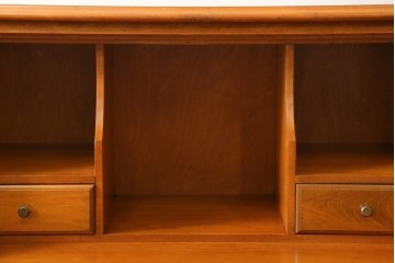 中古　横浜クラシック家具　ダニエル(Daniel)　アーリーアメリカン　A-304P　気品漂うライティングビューロー　定価約53万4千円　(R-080364)