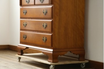中古　横浜クラシック家具　ダニエル(Daniel)　アーリーアメリカン　A-304P　気品漂うライティングビューロー　定価約53万4千円　(R-080364)