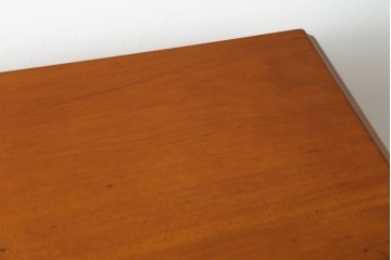 中古　横浜クラシック家具　ダニエル(Daniel)　アーリーアメリカン　A-304P　気品漂うライティングビューロー　定価約53万4千円　(R-080364)