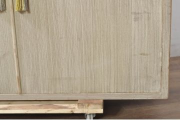 中古　伝統工芸士　頓所芳男作　脚(台輪)付きリメイク　繊細なデザインの金具が魅力的な加茂桐箪笥(胴厚、総桐たんす、和たんす、着物箪笥、衣装箪笥)(R-080365)