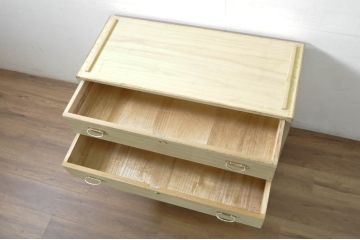 中古　伝統工芸士　頓所芳男作　天板リメイク　繊細なデザインの金具が魅力的な加茂桐箪笥(胴厚、総桐たんす、和たんす、収納箪笥、衣装箪笥)(R-080366)
