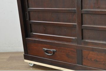 中古　美品　落ち着いた色合いが大人な雰囲気を醸し出す二段重ね水屋箪笥(食器棚、キャビネット、茶箪笥、収納棚、戸棚、バラ売り可能)(R-080370)