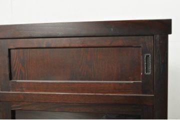 中古　美品　落ち着いた色合いが大人な雰囲気を醸し出す水屋箪笥サイドボード(食器棚、サイドキャビネット、収納棚、戸棚)(R-080371)