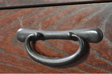 中古　美品　落ち着いた色合いが大人な雰囲気を醸し出す水屋箪笥サイドボード(食器棚、サイドキャビネット、収納棚、戸棚、引き出し)(R-080372)
