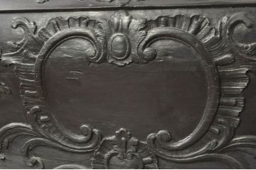 フランスアンティーク　高級品　天板大理石　ペイント仕上げ限定　クラシカルな佇まいの側面収納付きカービングサイドボード(大理石天板、カウンターテーブル、収納棚、戸棚、店舗什器)(R-080373)