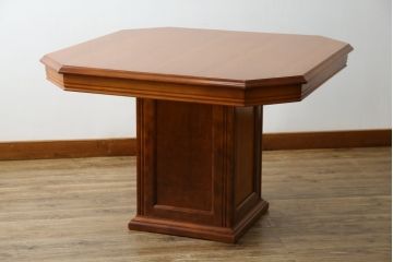 中古　横浜クラシック家具　ダニエル(daniel)　収納棚付き!　クラシカルな佇まいが魅力的な低めサイズのダイニングテーブル(4人掛けダイニングテーブル、収納棚、戸棚)(定価約40万円)(R-080375)