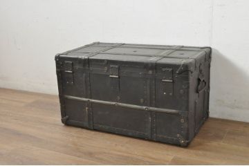 ビンテージ雑貨　希少サイズ!!　サイズが良いね!小振りで作りの良い船トランク(舟トランク、ブランケットボックス、トランクテーブル、ディスプレイ雑貨、収納箱、店舗什器、ヴィンテージ)(R-080380)