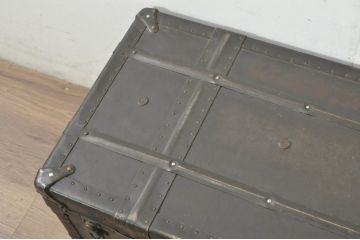 ビンテージ雑貨　希少サイズ!!　サイズが良いね!小振りで作りの良い船トランク(舟トランク、ブランケットボックス、トランクテーブル、ディスプレイ雑貨、収納箱、店舗什器、ヴィンテージ)(R-080380)