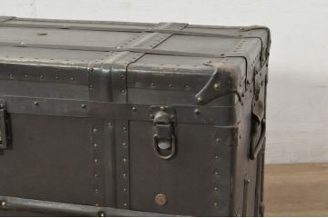 ビンテージ雑貨　希少サイズ!!　サイズが良いね!小振りで作りの良い船トランク(舟トランク、ブランケットボックス、トランクテーブル、ディスプレイ雑貨、収納箱、店舗什器、ヴィンテージ)(R-080380)