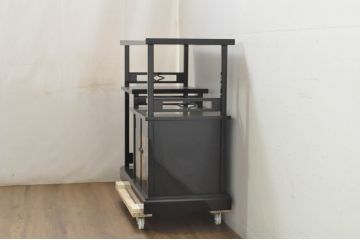 中古　美品!!　輪島塗り　蒔絵入りの小振りな飾り棚(違い棚、収納棚、戸棚)(定価約220万円)(R-080381)
