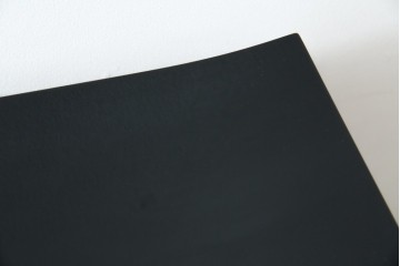 中古　美品!!　輪島塗り　蒔絵入りの小振りな飾り棚　定価約220万円相当　(R-080381)