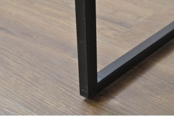 中古　北欧ブランド家具　希少な初期モデル　廃盤品　BoConcept(ボーコンセプト)　ルーゴ　スタイリッシュなデザインがかっこいいシンプルなローテーブル(センターテーブル、リビングテーブル)(R-080383)