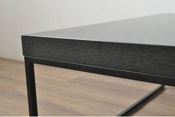 中古　北欧ブランド家具　希少な初期モデル　廃盤品　BoConcept(ボーコンセプト)　ルーゴ　スタイリッシュなデザインがかっこいいシンプルなローテーブル(センターテーブル、リビングテーブル)(R-080384)