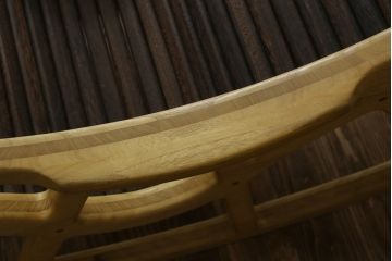 中古　美品　イシモクコーポレーション　桐子モダン　落ち着きのあるくつろぎ空間を演出してくれるロッキングチェア(アームチェア、椅子、イス、揺り椅子)(定価約32万円)(R-080385)