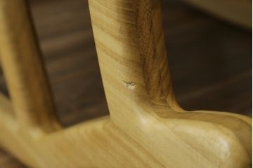 中古　美品　イシモクコーポレーション　桐子モダン　落ち着きのあるくつろぎ空間を演出してくれるロッキングチェア(アームチェア、椅子、イス、揺り椅子)(定価約32万円)(R-080385)
