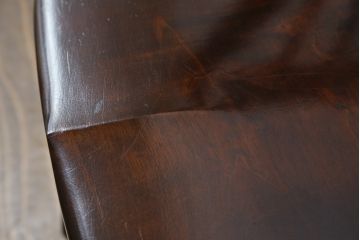 中古　美品　松本民芸家具　509C型　美しいシルエットが目を引くウィンザーチェア2脚セット(アームチェア、板座チェア、椅子、イス、バラ売り可能)(定価2脚で約34万円)(R-080386)