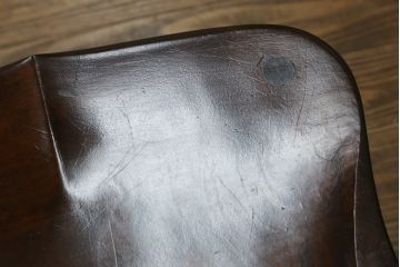中古　美品　松本民芸家具　509C型　美しいシルエットが目を引くウィンザーチェア2脚セット(アームチェア、板座チェア、椅子、イス、バラ売り可能)(定価2脚で約34万円)(R-080386)