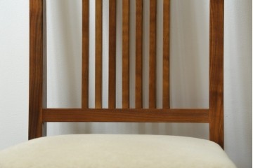 中古　美品　ウォールナット材　ロックストーン(ROCK STONE)　PM116 A&C　シンプルなデザインが取り入れやすいダイニングチェア4脚セット　定価4脚で約32万円　(R-080388)