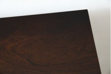 中古　美品　カリモク家具(karimoku)　COLONIAL(コロニアル)シリーズ　QC1904　カントリースタイルのお部屋作りにおすすめのおしゃれなチェスト(サイドチェスト、引き出し)(R-080389)