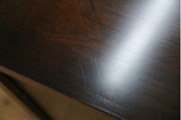 中古　美品　カリモク家具(karimoku)　COLONIAL(コロニアル)シリーズ　QC1904　カントリースタイルのお部屋作りにおすすめのおしゃれなチェスト(サイドチェスト、引き出し)(R-080389)