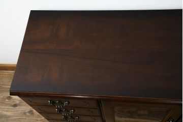 中古　美品　カリモク家具(karimoku)　COLONIAL(コロニアル)シリーズ　QC3607NK　カントリースタイルのお部屋作りにおすすめのおしゃれなオーディオボード(サイドボード、ローボード、収納棚、戸棚)(R-080390)