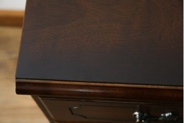 中古　美品　カリモク家具(karimoku)　COLONIAL(コロニアル)シリーズ　QC3607NK　カントリースタイルのお部屋作りにおすすめのおしゃれなオーディオボード(サイドボード、ローボード、収納棚、戸棚)(R-080390)