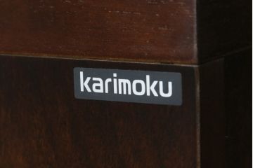 中古　美品　カリモク家具(karimoku)　COLONIAL(コロニアル)シリーズ　QC3607NK　カントリースタイルのお部屋作りにおすすめのおしゃれなオーディオボード(サイドボード、ローボード、収納棚、戸棚)(R-080390)