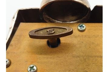 日産(NISSAN)　PRESIDENT(プレジデント)　オルゴール　お部屋のアクセントになるシガレットケース(ニッサン、たばこ入れ、タバコ、小物入れ、車、置物、共箱付き)(R-080397)
